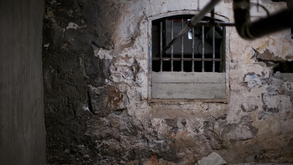 Trump wants 'insane asylums' back