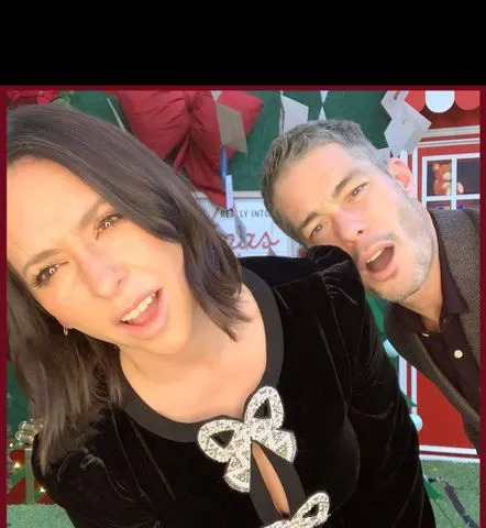 Jennifer Love Hewitt / Instagram Jennifer Love Hewitt and Brian Hallisay.