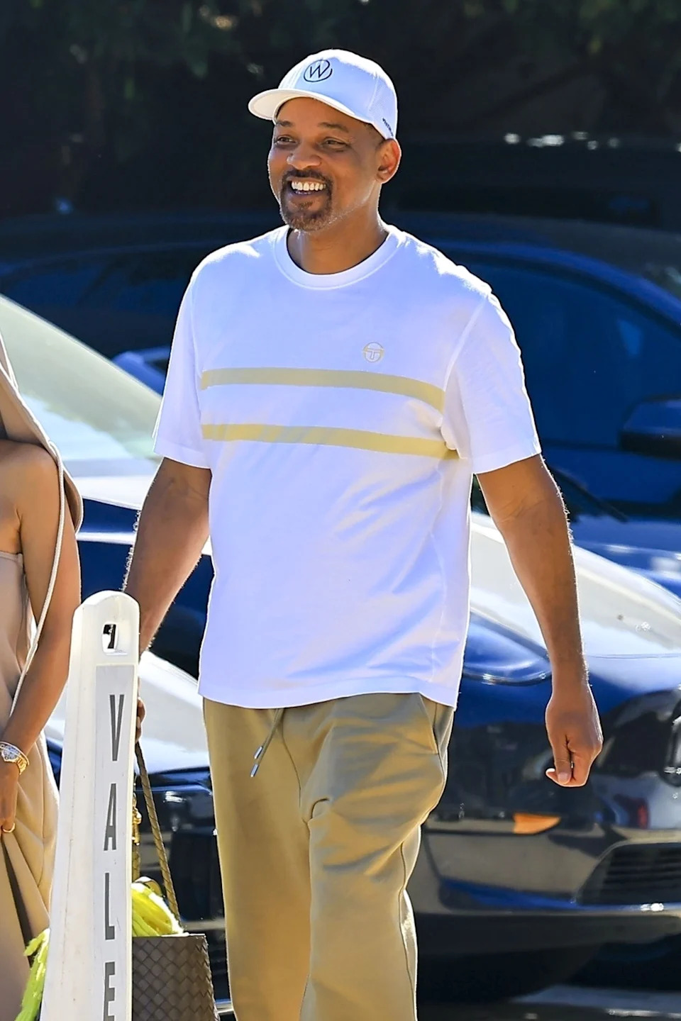The “Fresh Prince of Bel-Air” alum dressed casually for the lunch date, wearing a white shirt, a pair of khaki shorts and a white baseball cap. BACKGRID
