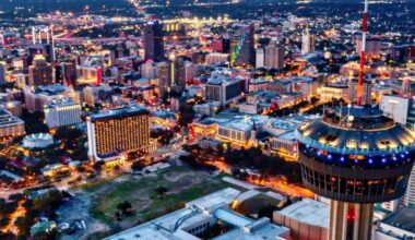 Aspiring developers connect at San Antonio Startup Day