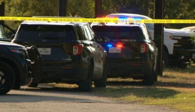 San Antonio police search for several people who jumped out of semitruck