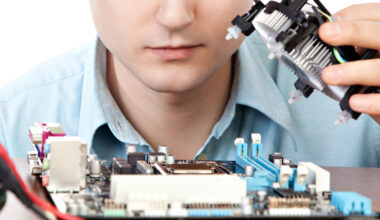 Jim Cramer Discusses Quantum Computing & International Business Machines Corporation (IBM)