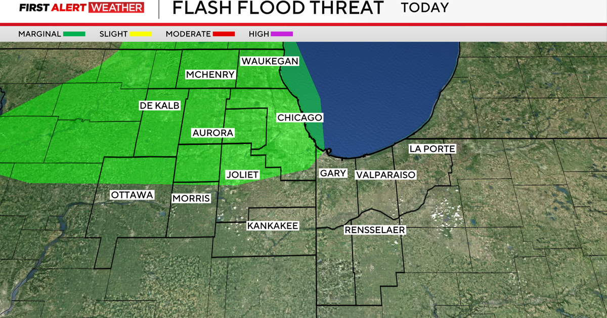 Possible thunderstorms with dangerous lightning, localized flooding for Chicago area