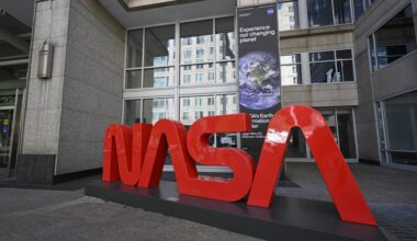 NASA found clues of life on Mars, but budget cuts threaten future missions