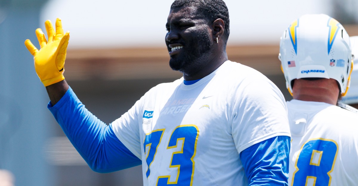 Los Angeles Chargers OL Mekhi Becton status revealed vs. Kansas City Chiefs
