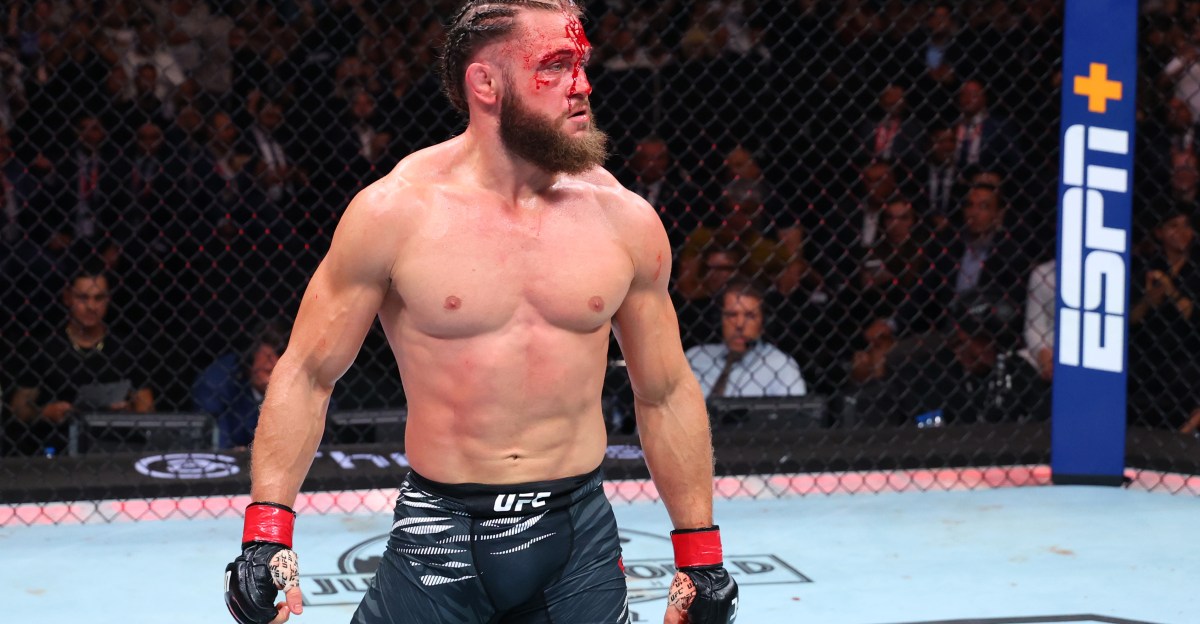 Rafael Fiziev out of UFC Rio main event fight with Charles Oliveira