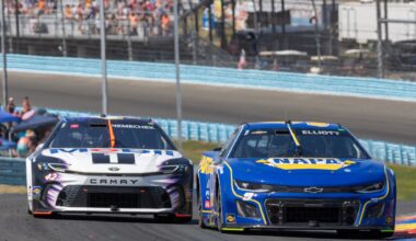 Chase Elliott (#9 Hendrick Motorsports NAPA Auto Parts Chevrolet) gets by John Hunter Nemechek #42 racing up the esses.