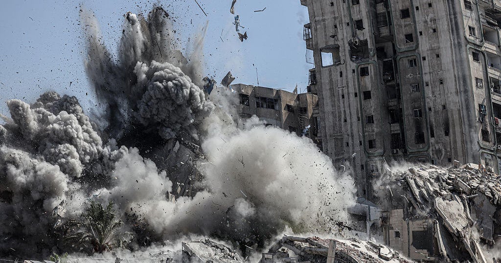 Israeli attack on the Rimal neighborhood of Gaza