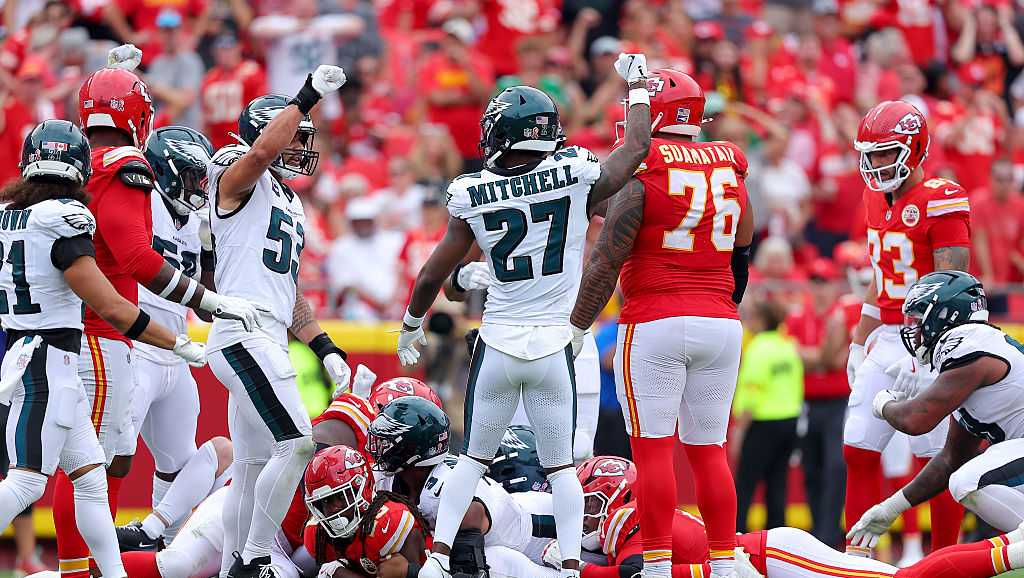 Reid takes responsibility after fourth-down gamble backfires