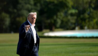 Trump to meet with congressional leaders ahead of shutdown deadline