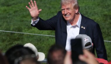 Trump confident ahead of Monday showdown, says Democrats' position makes shutdown likely: "I just don't know how we're going to solve this issue"