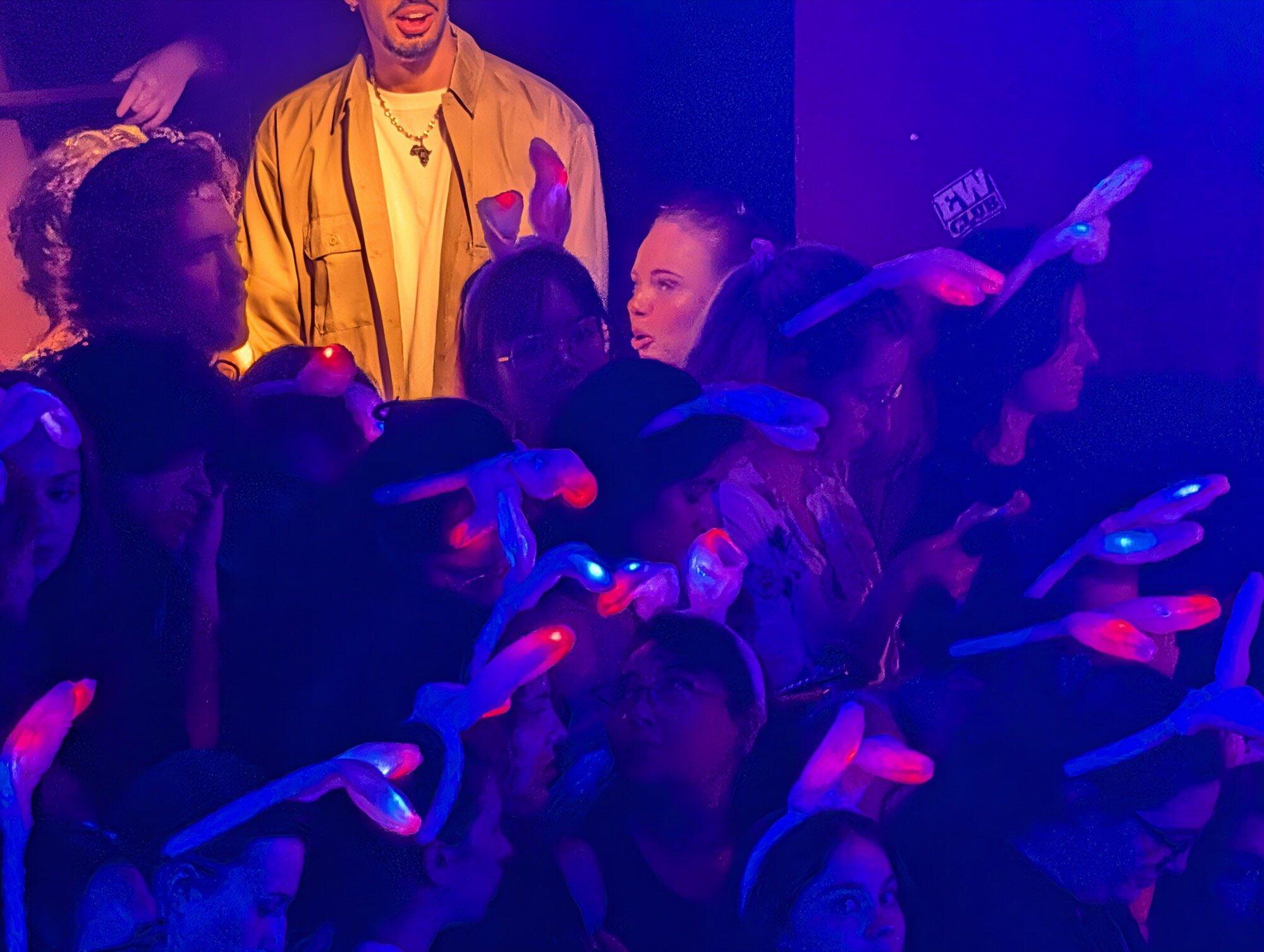 google pixel 10 pro xl camera sample concert 1