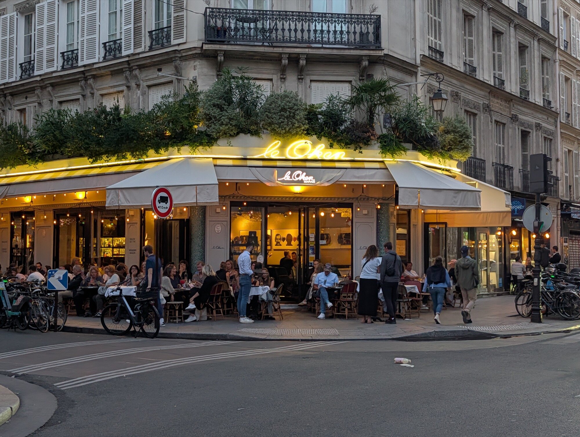 google pixel 10 pro xl camera sample paris 2