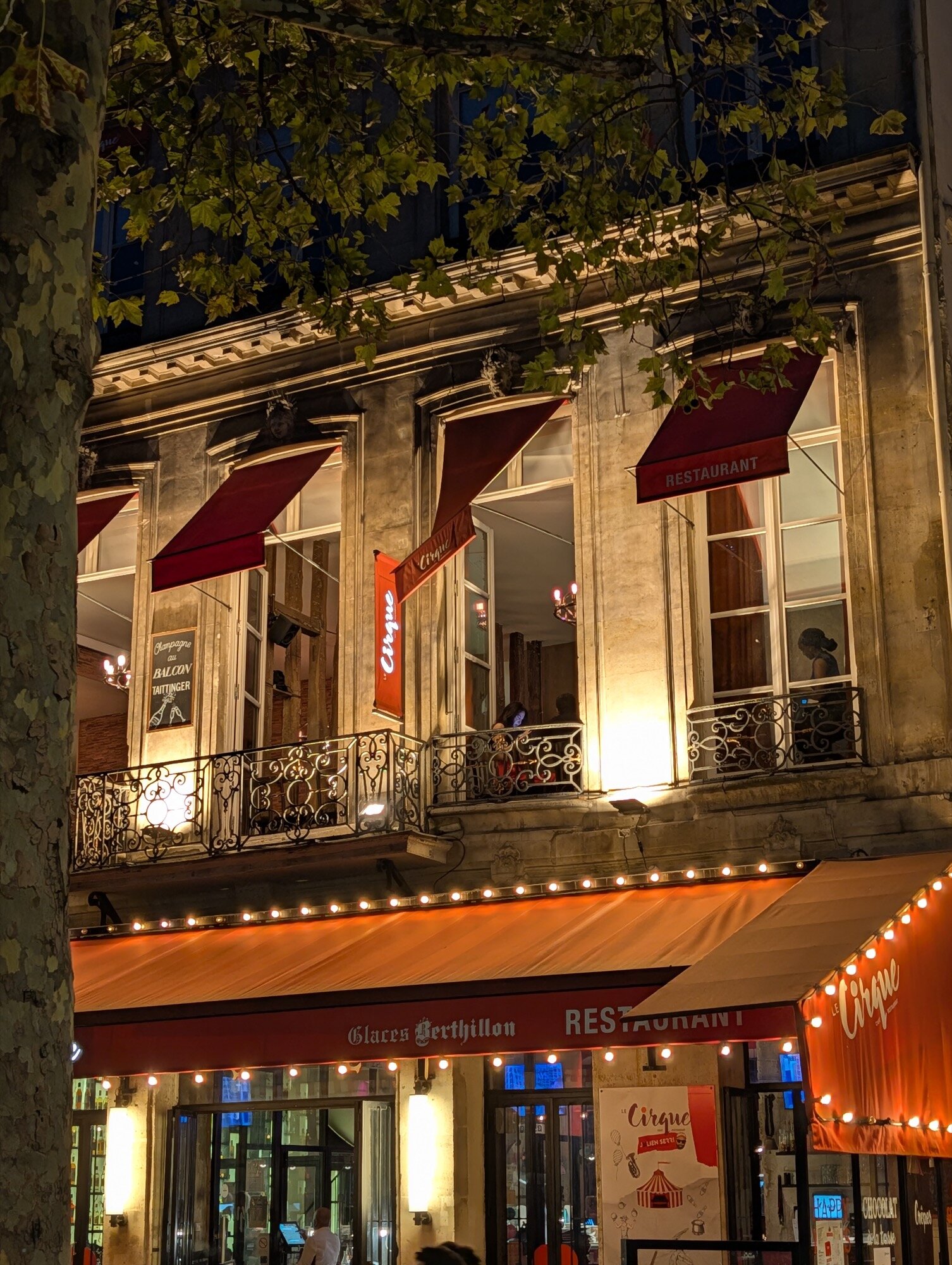 google pixel 10 pro xl camera sample paris 4