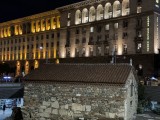 Apple iPhone 17: 12MP main camera zoom 2x night mode Max samples - f/1.6, ISO 160, 1/8s - Apple iPhone 17 review