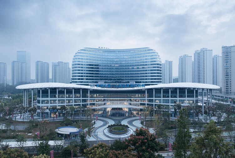 Hangzhou First People's Hospital Tonglu Branch / UAD - Image 1 of 27