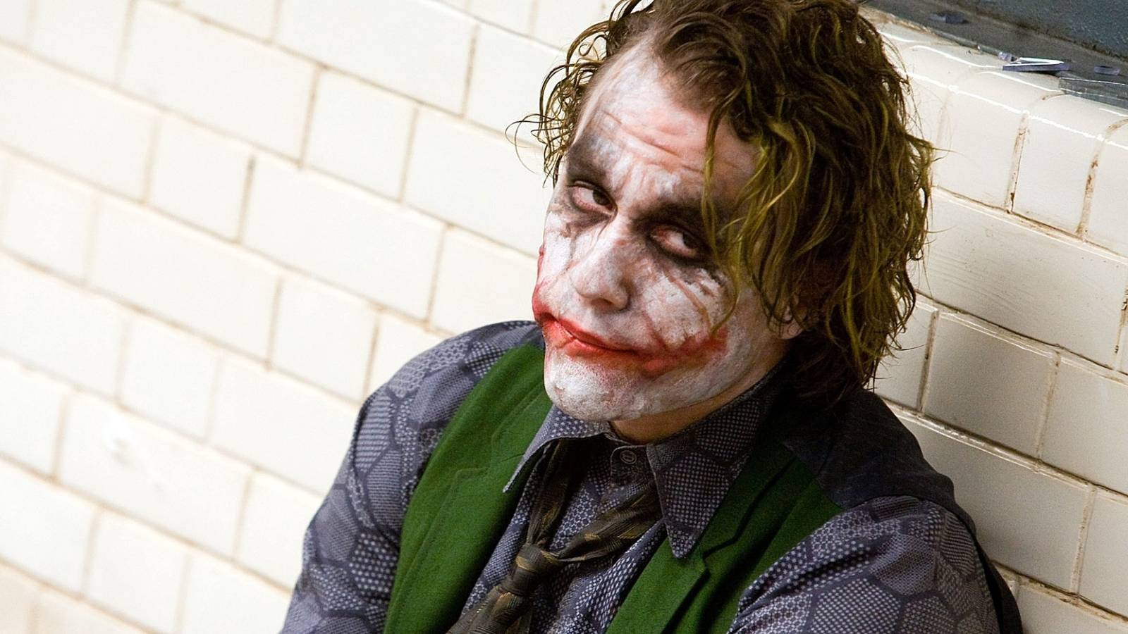 Joker's DCU Story Teased In R-Rated Batman Villain Movie Set Photos