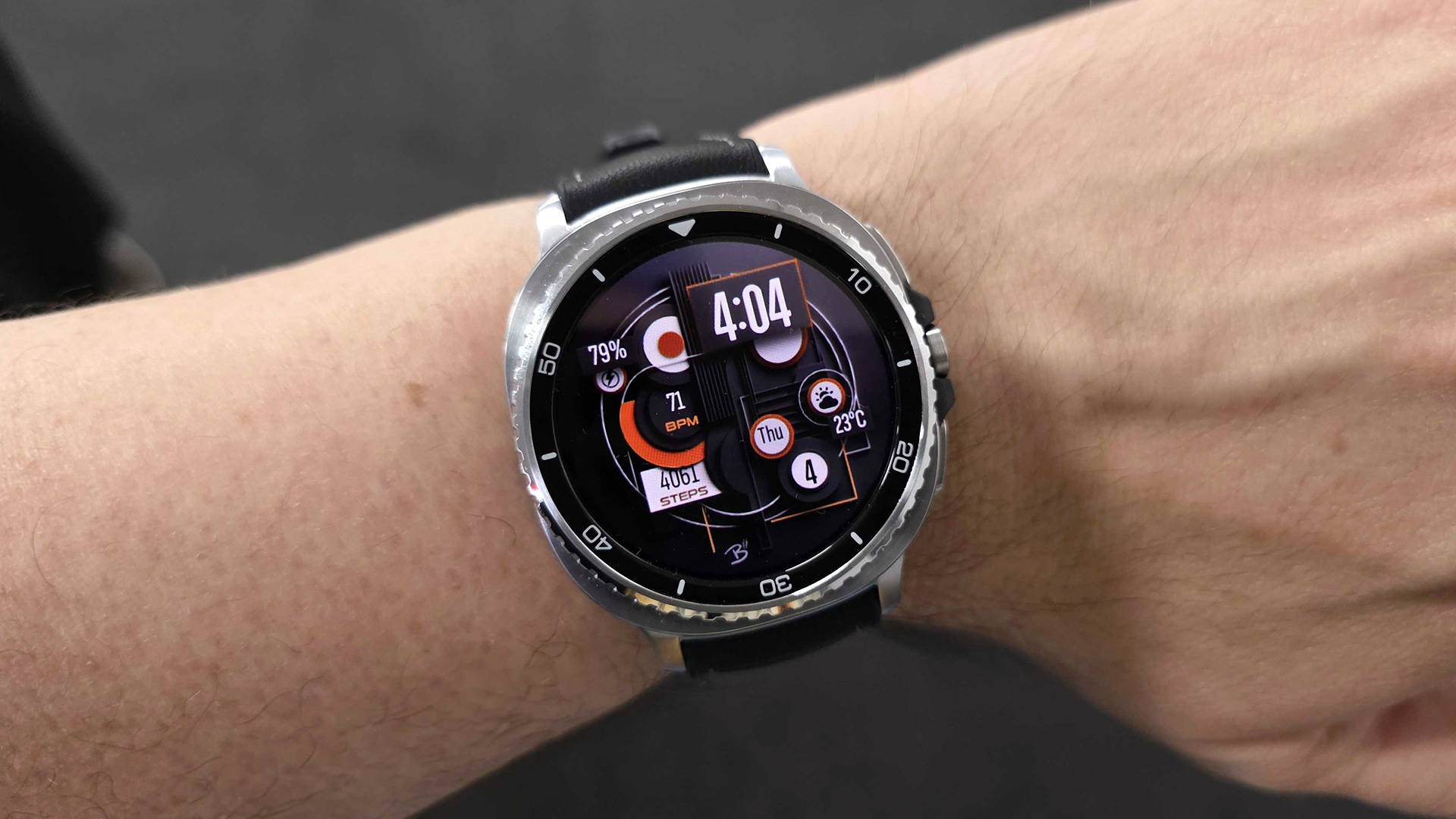 Samsung Galaxy Watch 8 Classic showing the BPM 'Complication' on its watch face