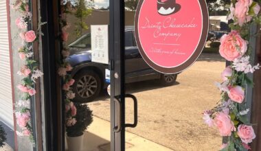 Dainty Cheesecake Company – 104.5 WOKV