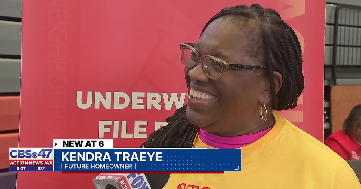 Jacksonville woman becomes first-time homeowner after 30 years of renting with free mortgage event – 104.5 WOKV