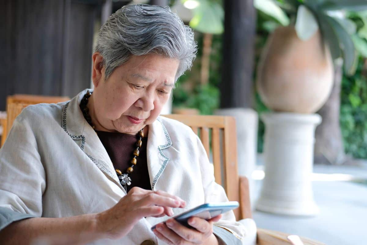 40% of people over 60 struggle with apps