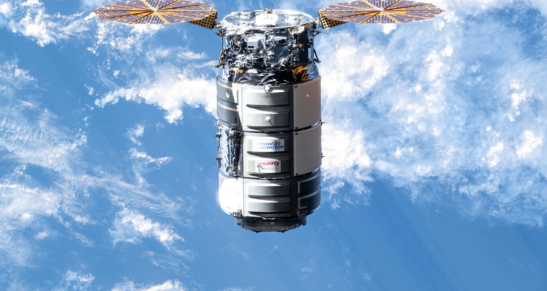 Thruster issue delays Cygnus arrival at ISS
