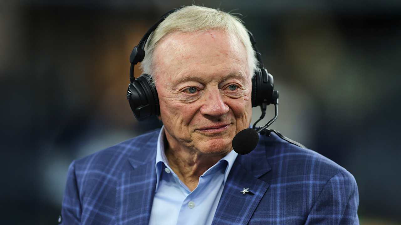 Jerry Jones on Cowboys' injury status, a Brandon Aubrey extension, more