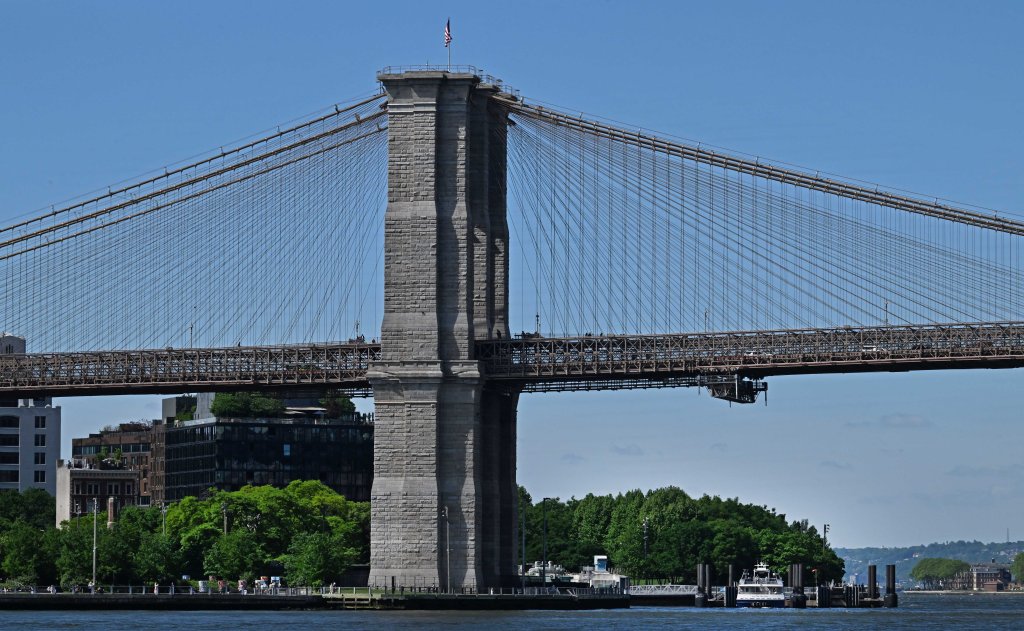 Brooklyn Bridge 