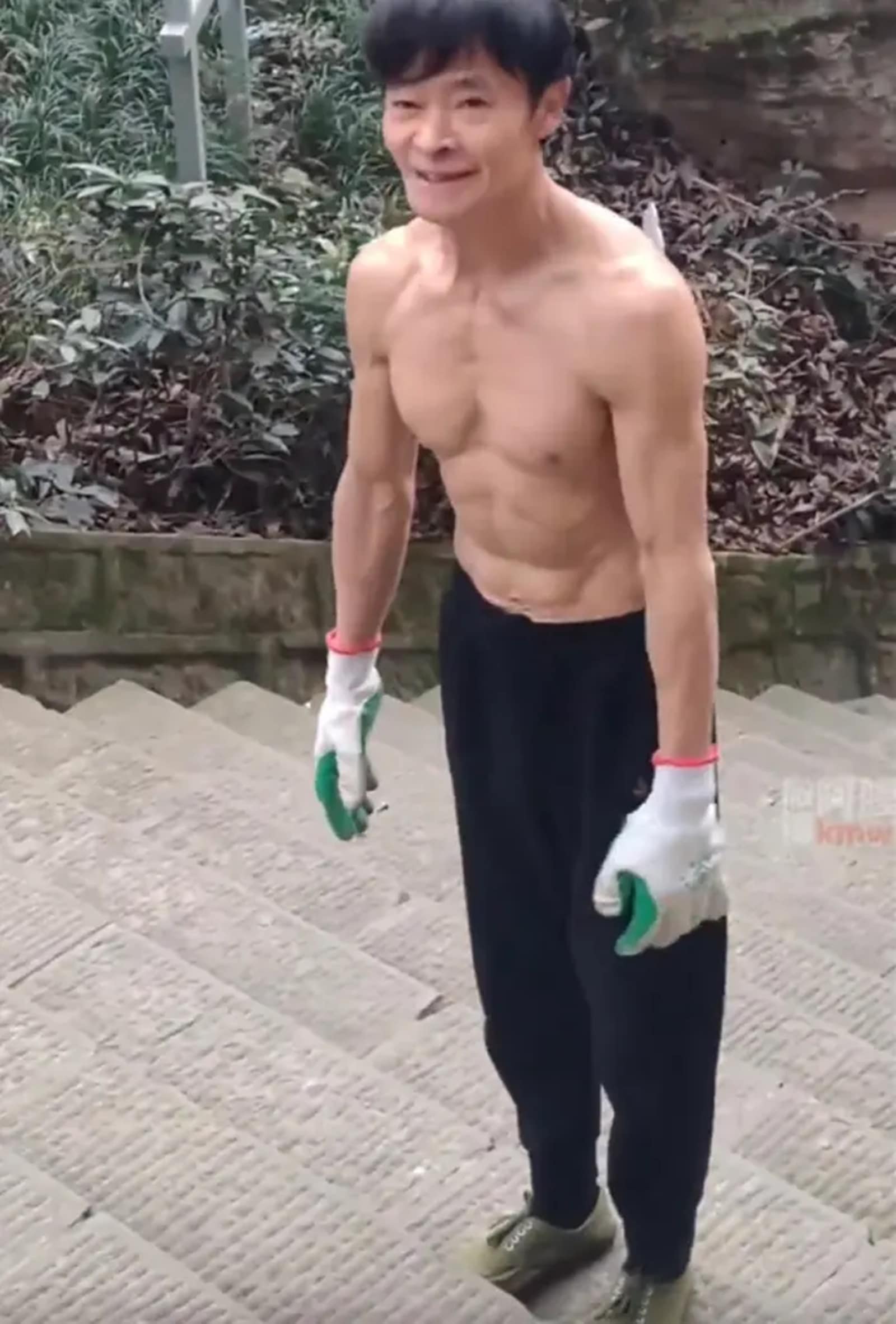 For the past 45 years, Zou Heping has exercised every single day, and for the last 15 years, he’s taken on a unique challenge.