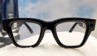 We Need to Talk About Smart Glasses