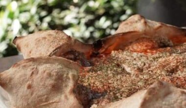 Star-shaped pizzas land at restaurant in Fort Worth