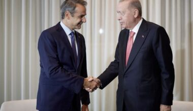 Mitsotakis-Erdogan meeting in New York postponed