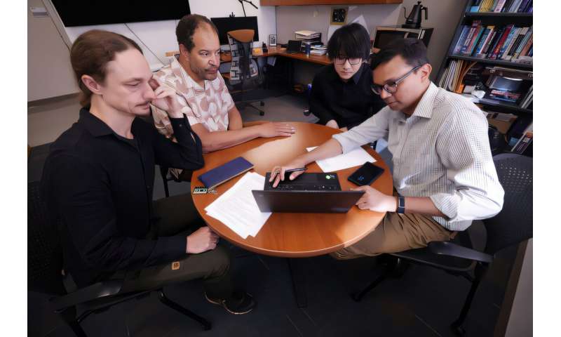 Nano-switch achieves first directed, gated flow of chargeless quantum information carriers