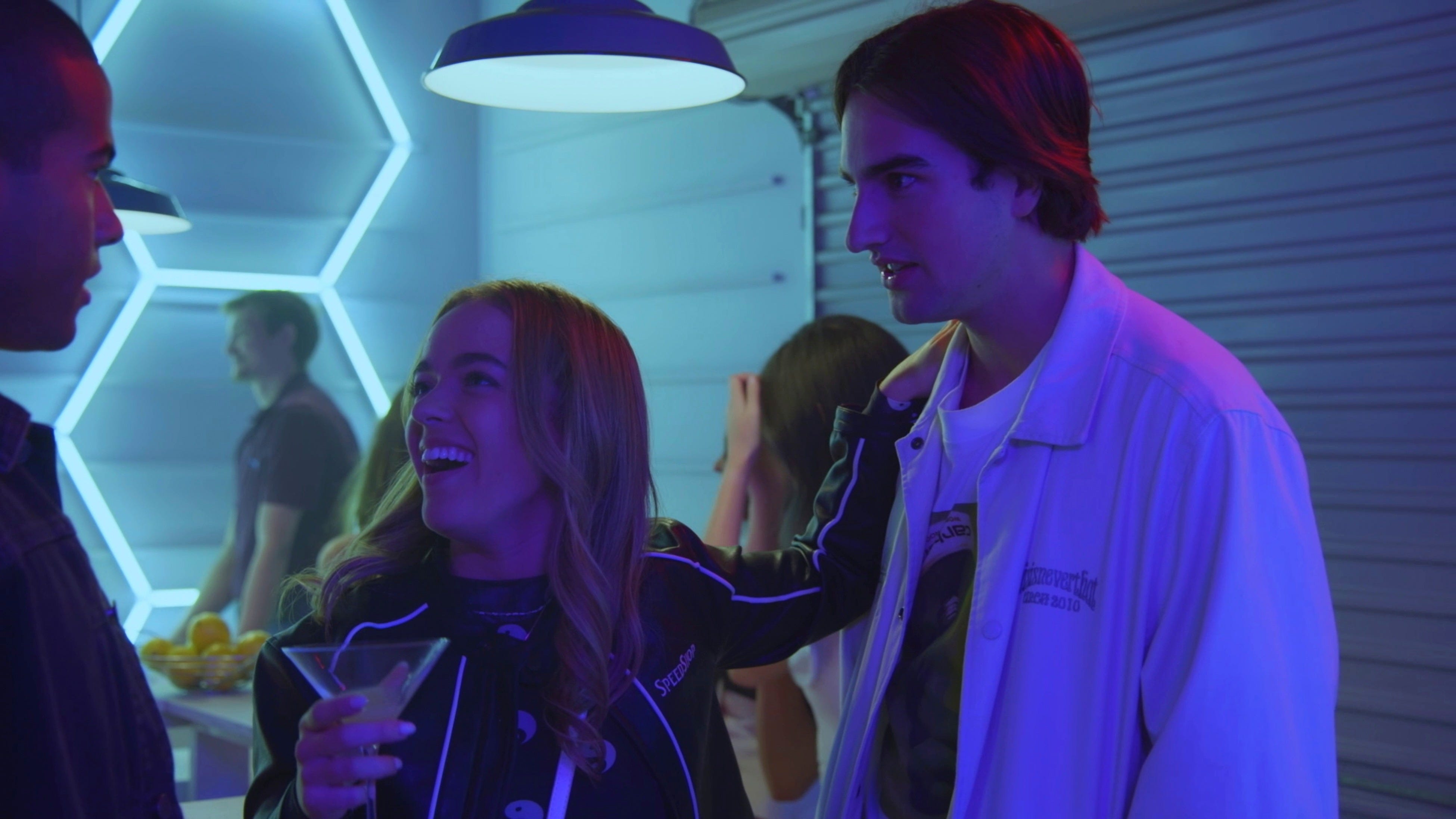 holly hoyland and max ramsay in neighbours