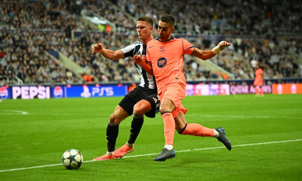 NEWCASTLE UPON TYNE, ENGLAND - SEPTEMBER 18: Sven Botman of Newcastle United and Ferran Torres of FC Barcelona battle for possession during the UEFA Champions League 2025/26 League Phase MD1 match between Newcastle United FC and FC Barcelona at St James' Park on September 18, 2025 in Newcastle upon Tyne, England. (Photo by Clive Mason/Getty Images)
