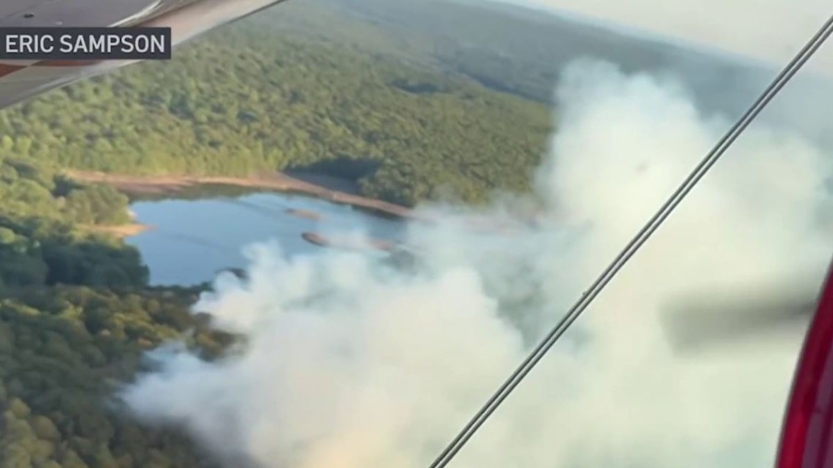 NJ wildfire rages in West Milford Township – NBC New York