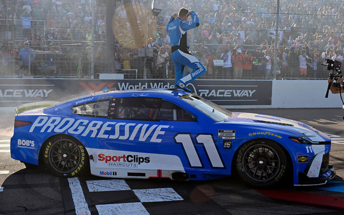 Denny Hamlin Advances to Round of 12 with Gateway Win