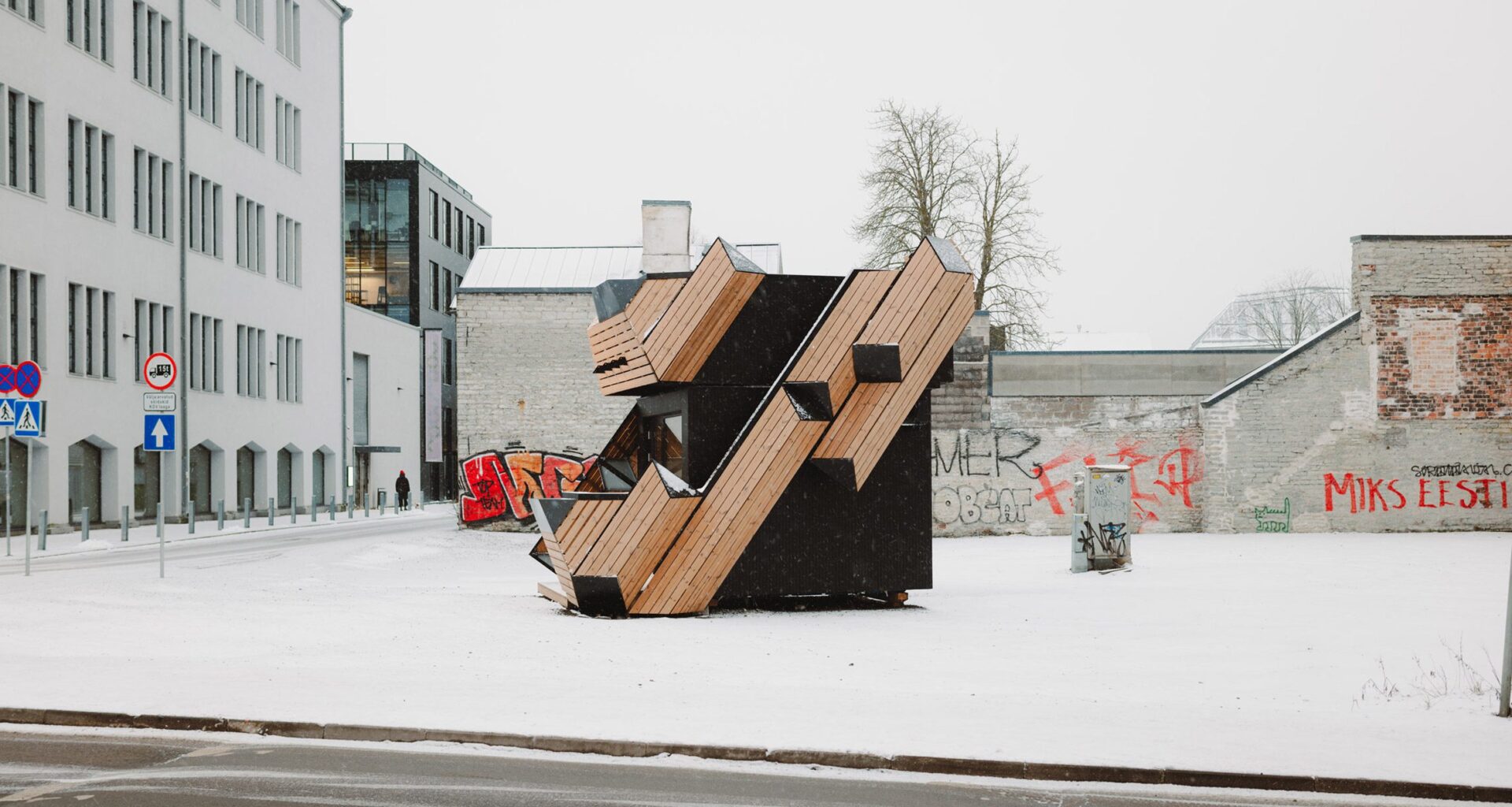 PAKK Pavilion by Myceen and EKA PAKK