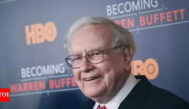 Warren Buffett at 95: Spends $0 on fitness but follows this shockingly simple routine that keeps him going |