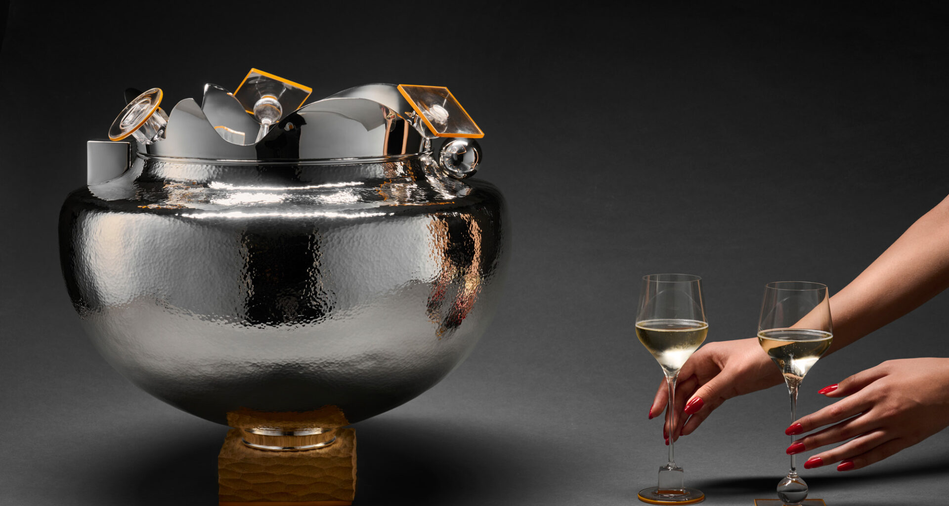 Veuve Clicquot rafrachissoir and bottle by Jacquemus