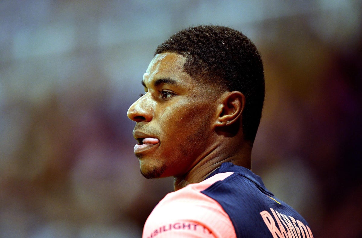 Marcus Rashford left out of Barcelona line-up after arriving late to training
