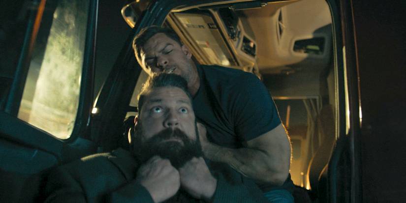 Jack Reacher (Alan Ritchson) strangling Paulie (Olivier Richters) in Reacher Season 3 Ep 8