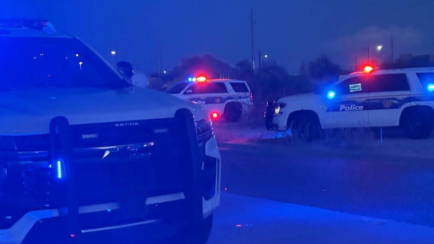 Shooting after burglary in south Phoenix kills 3, injures 2