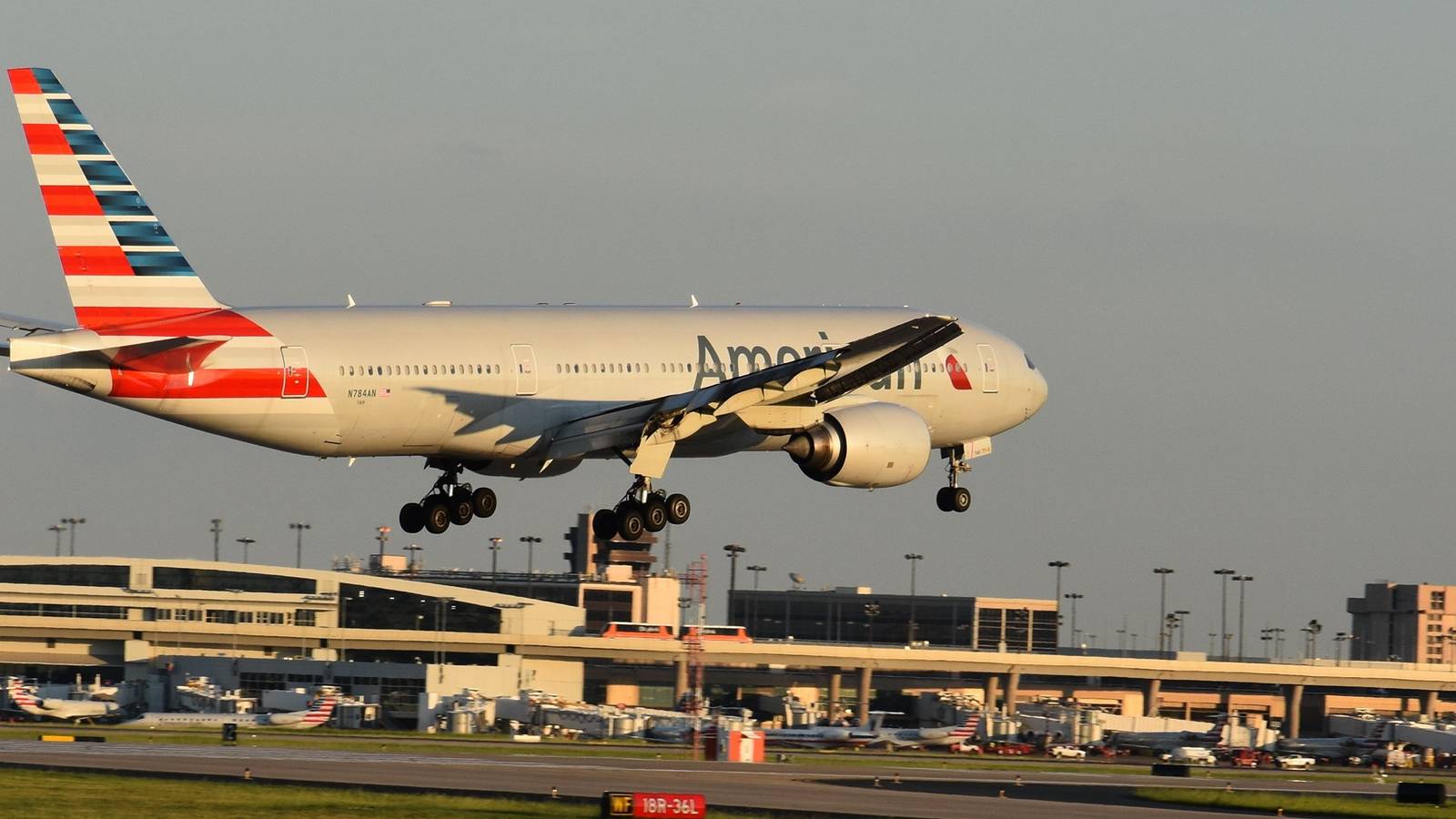 Dallas/Fort Worth International Airport’s Longest Routes In 2025