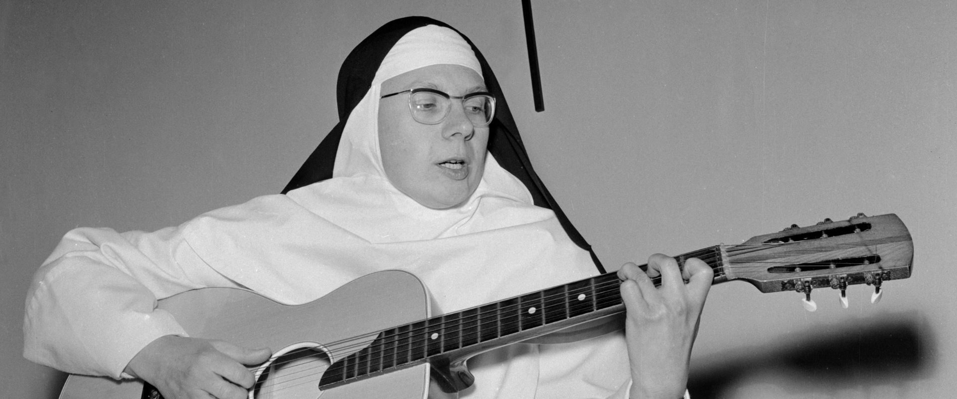 3 One-Hit Wonders from the 1960s With Tragic Backstories