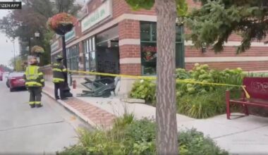 Car crashes into nail salon in Skokie, Illinois