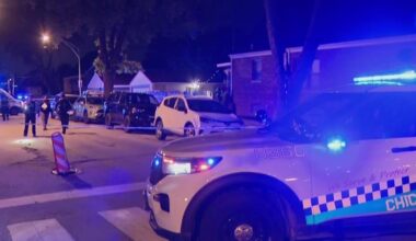 15-year-old boy in serious condition after shooting in Chicago's Ashburn neighborhood