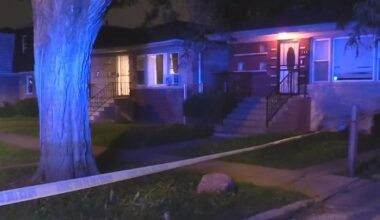 14-year-old shot in head inside home on Chicago's South Side