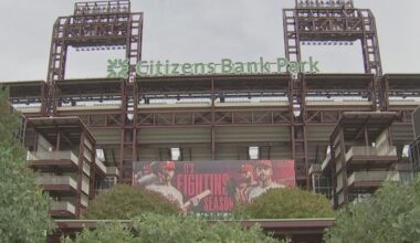 Philadelphia Phillies fans pumped for intrasquad scrimmage before NLDS