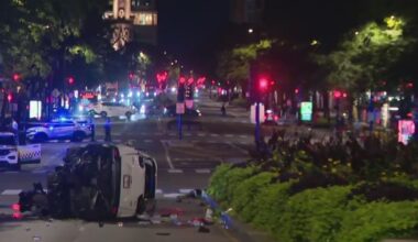 Police responding to rollover crash on Chicago's Mag Mile